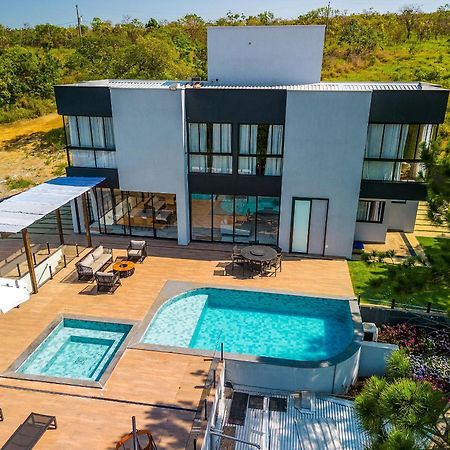 Pousada Com Piscina, Jacuzzi E Com Vista Em Capitolio - Casa Decore Dış mekan fotoğraf